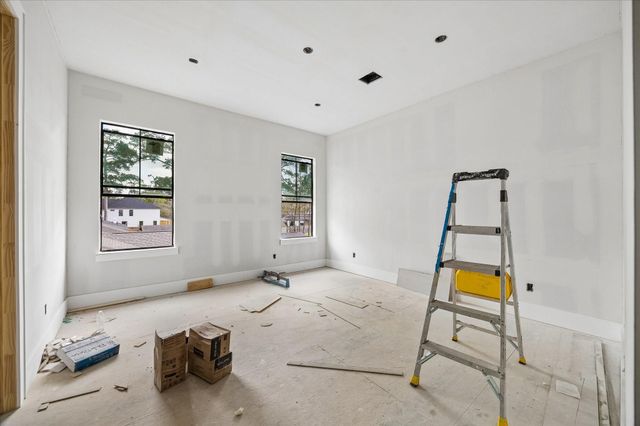 9907 Warwana Road, Houston, TX 77080