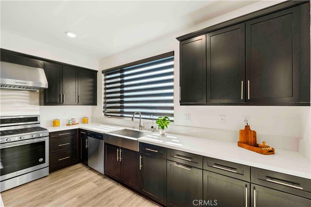 10618 Paramount, Downey, CA 90241