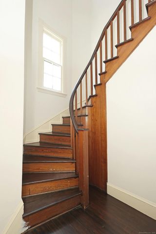 27 Country Club Road, Ridgefield, CT 06877