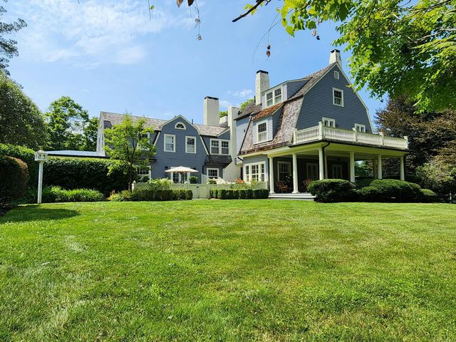 27 Country Club Road, Ridgefield, CT 06877