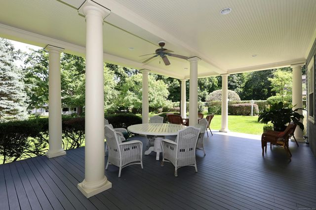 27 Country Club Road, Ridgefield, CT 06877