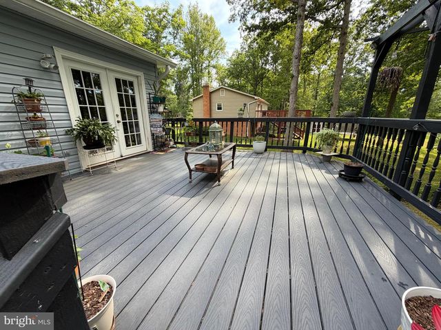 2712 OMISOL RD, Woodbridge, VA 22192