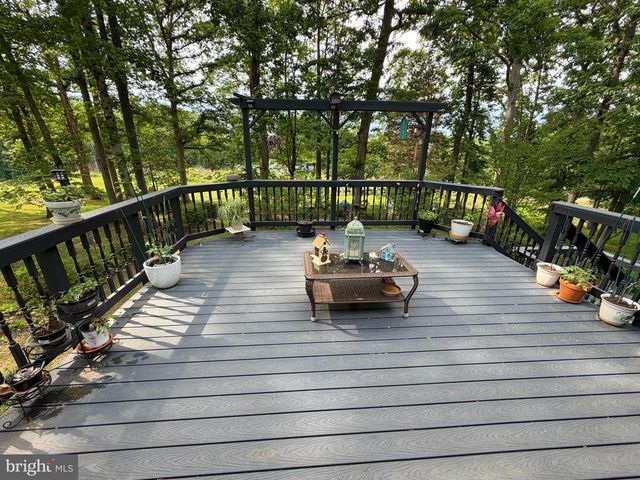 2712 OMISOL RD, Woodbridge, VA 22192