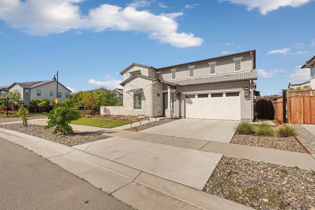 1847 Outrigger Ln, Lathrop, CA 95330