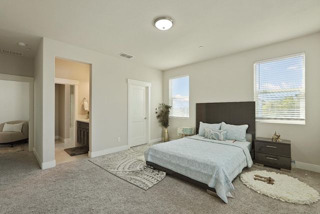 1847 Outrigger Ln, Lathrop, CA 95330