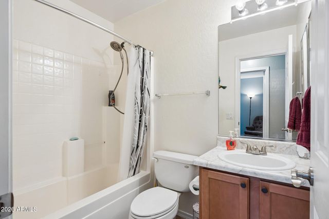 30309 N CORAL BEAN Drive, San Tan Valley, AZ 85143