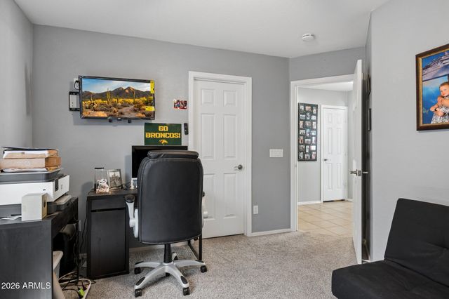 30309 N CORAL BEAN Drive, San Tan Valley, AZ 85143