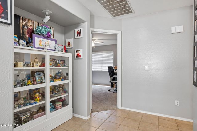 30309 N CORAL BEAN Drive, San Tan Valley, AZ 85143