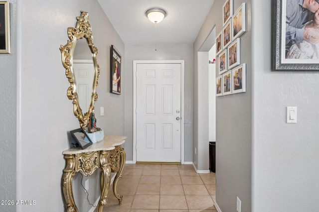 30309 N CORAL BEAN Drive, San Tan Valley, AZ 85143