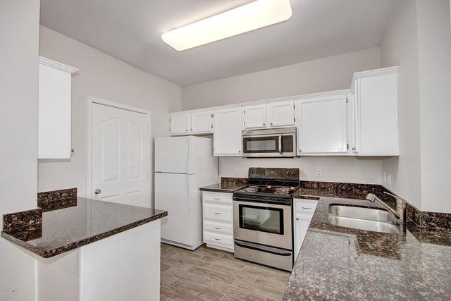 16013 S Desert Foothills Parkway 1037, Phoenix, AZ 85048