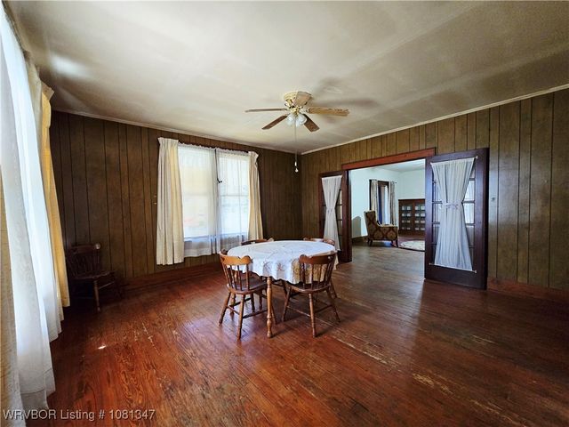 313 W Main Street, Paris, AR 72855