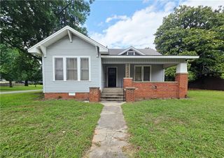 313 W Main Street, Paris, AR 72855