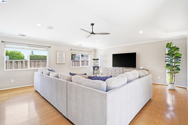 37933 Granville Dr, Fremont, CA 94536