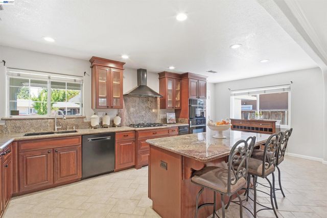 37933 Granville Dr, Fremont, CA 94536