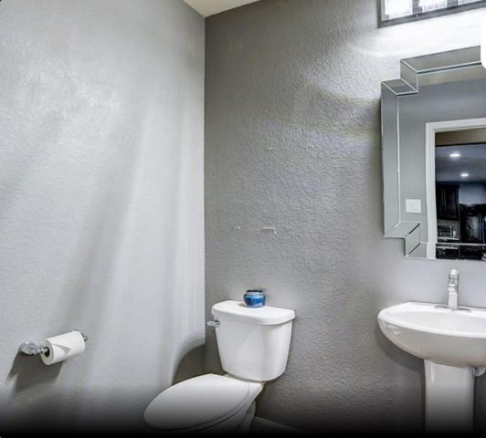 1 Rodeo Bend Drive, Manvel, TX 77578