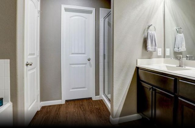 1 Rodeo Bend Drive, Manvel, TX 77578