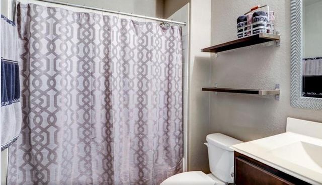 1 Rodeo Bend Drive, Manvel, TX 77578