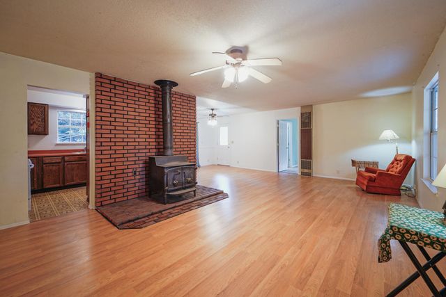 51 Pleasant Drive, Lewiston, CA 96052