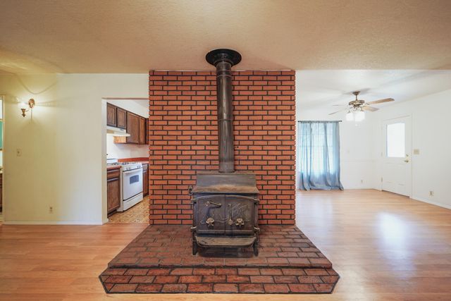 51 Pleasant Drive, Lewiston, CA 96052