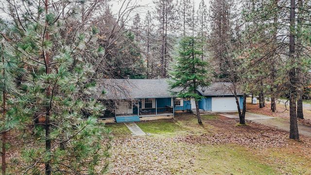 51 Pleasant Drive, Lewiston, CA 96052