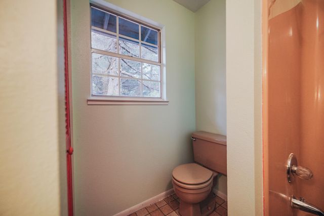 51 Pleasant Drive, Lewiston, CA 96052