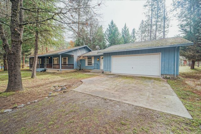 51 Pleasant Drive, Lewiston, CA 96052