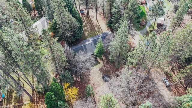 51 Pleasant Drive, Lewiston, CA 96052