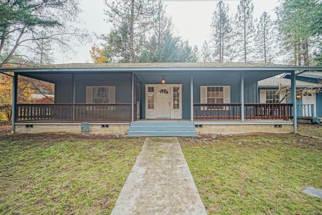 51 Pleasant Drive, Lewiston, CA 96052