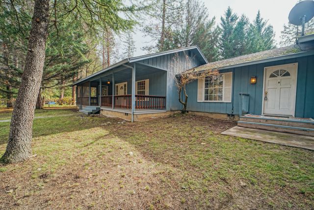 51 Pleasant Drive, Lewiston, CA 96052