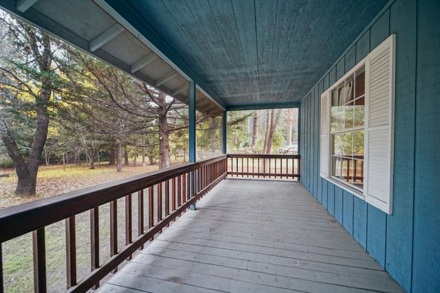 51 Pleasant Drive, Lewiston, CA 96052