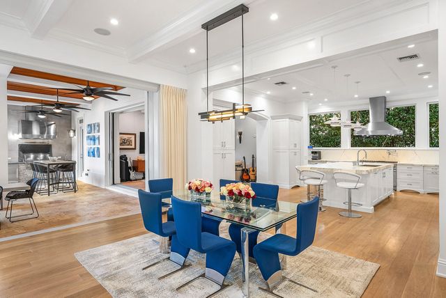 1041 Seaspray Avenue, Delray Beach, FL 33483