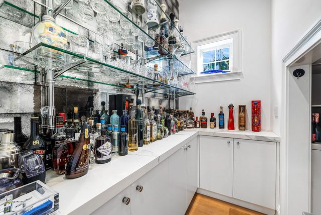 1041 Seaspray Avenue, Delray Beach, FL 33483