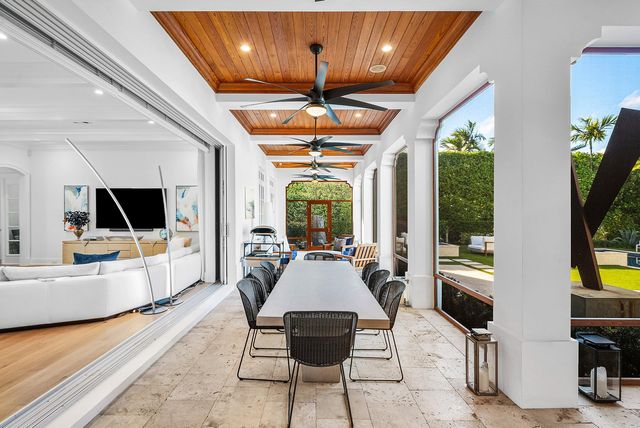 1041 Seaspray Avenue, Delray Beach, FL 33483