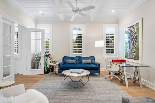 1041 Seaspray Avenue, Delray Beach, FL 33483