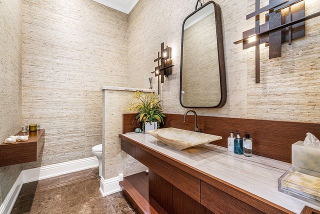 1041 Seaspray Avenue, Delray Beach, FL 33483