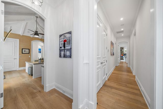 1041 Seaspray Avenue, Delray Beach, FL 33483