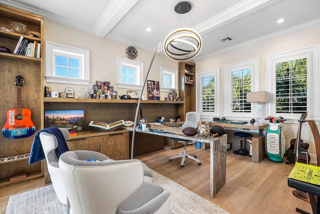 1041 Seaspray Avenue, Delray Beach, FL 33483