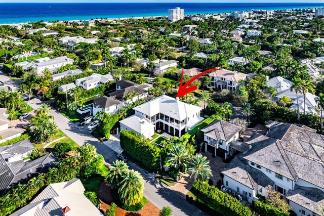 1041 Seaspray Avenue, Delray Beach, FL 33483