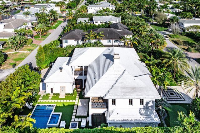 1041 Seaspray Avenue, Delray Beach, FL 33483