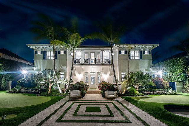 1041 Seaspray Avenue, Delray Beach, FL 33483