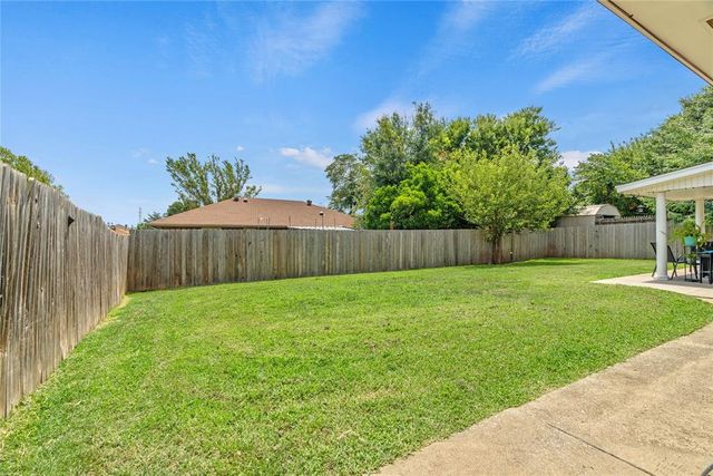 8216 Karla Lane, Oklahoma City, OK 73132