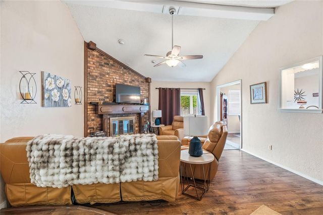 8216 Karla Lane, Oklahoma City, OK 73132