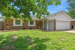 8216 Karla Lane, Oklahoma City, OK 73132