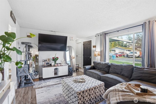 17008 E 21st Avenue Ct E, Spanaway, WA 98387