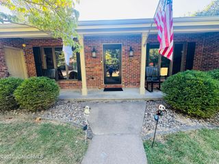 820 PIN OAK TERRACE, Jefferson City, MO 65109