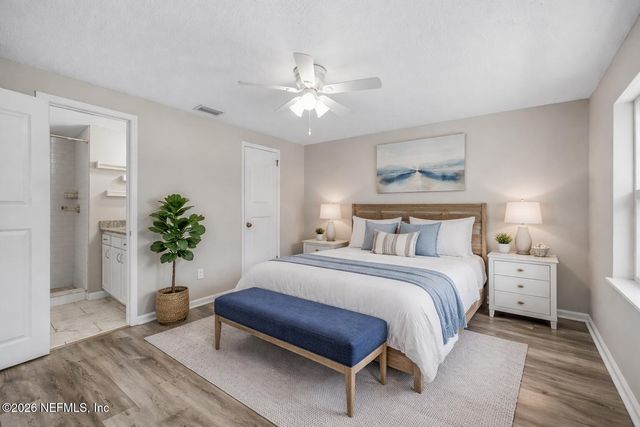 11520 GWYNFORD Lane, Jacksonville, FL 32223