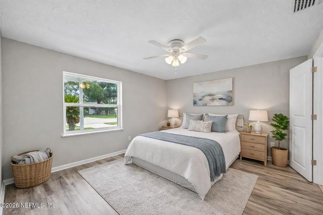 11520 GWYNFORD Lane, Jacksonville, FL 32223