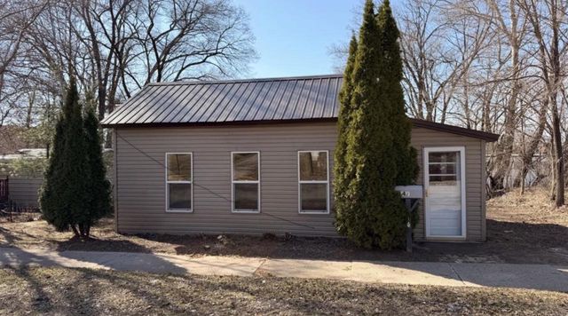147 S PEARL STREET, Berlin, WI 54923