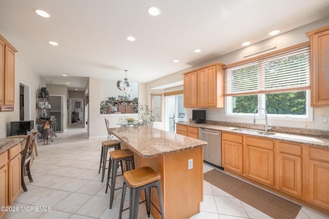 9 Rues Road, Cream Ridge, NJ 08514