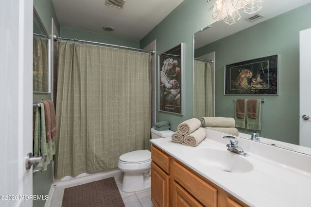 9 Rues Road, Cream Ridge, NJ 08514
